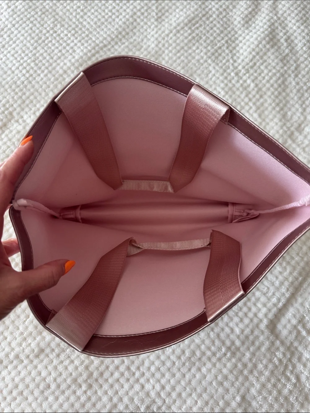 Kylie Jenner 🩷🆕👜kylie cosmetics